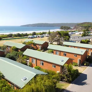 4* Otel Discovery Parks -